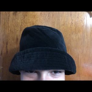 Black velvet hat